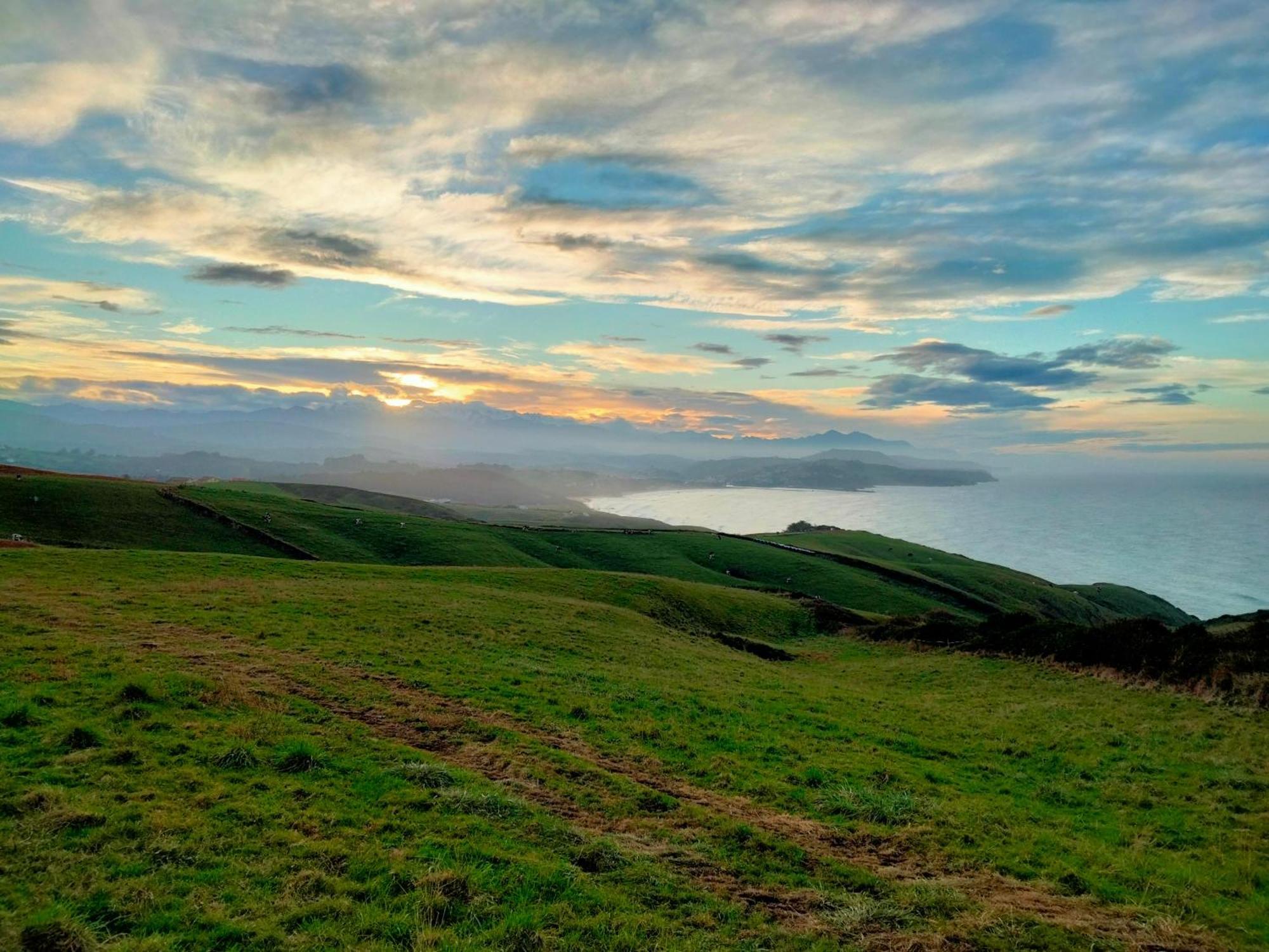 Altos De La Hayuela, A 7 Min De Comillas Buitenkant foto